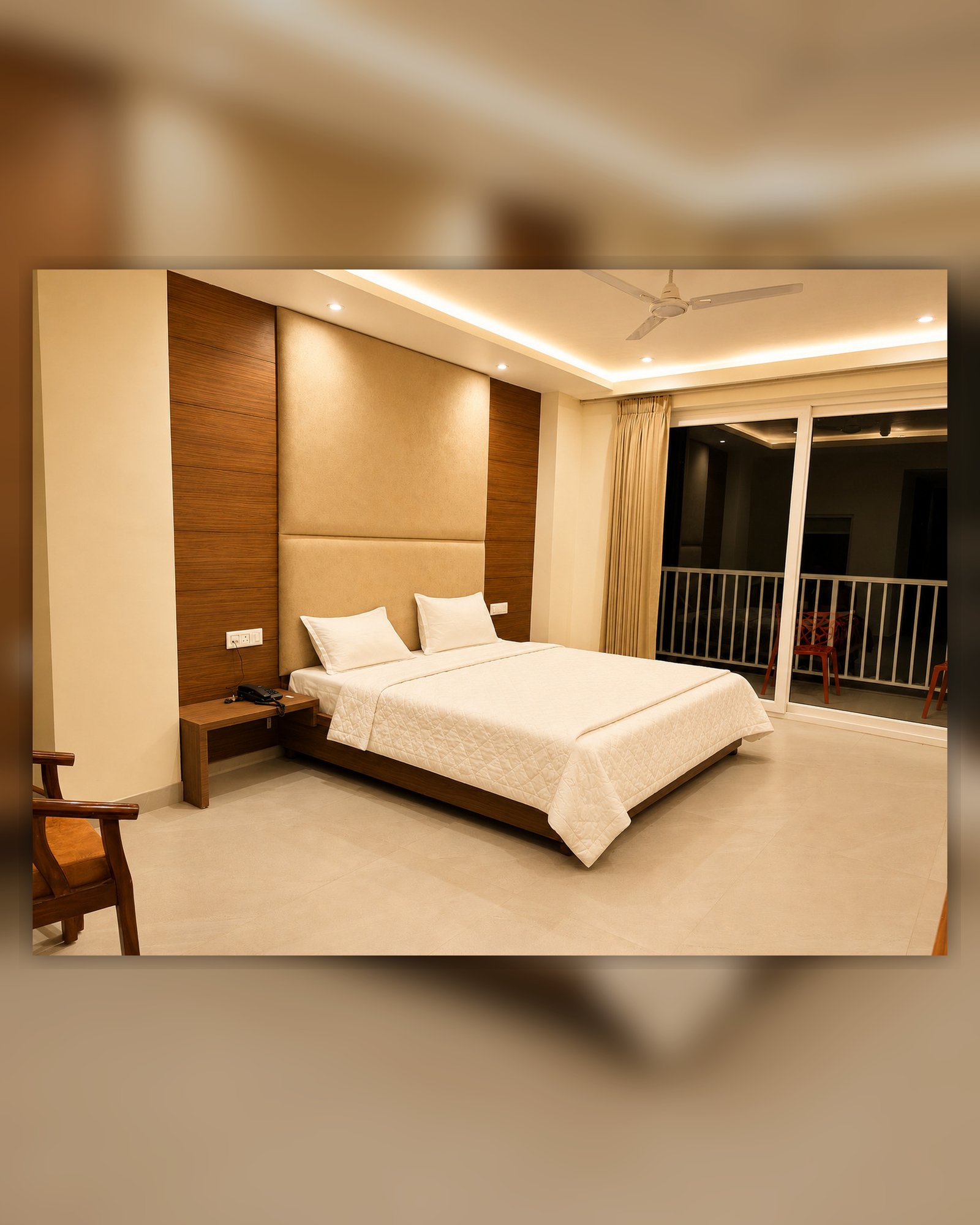 Elegant guest room at Hotel Pineora